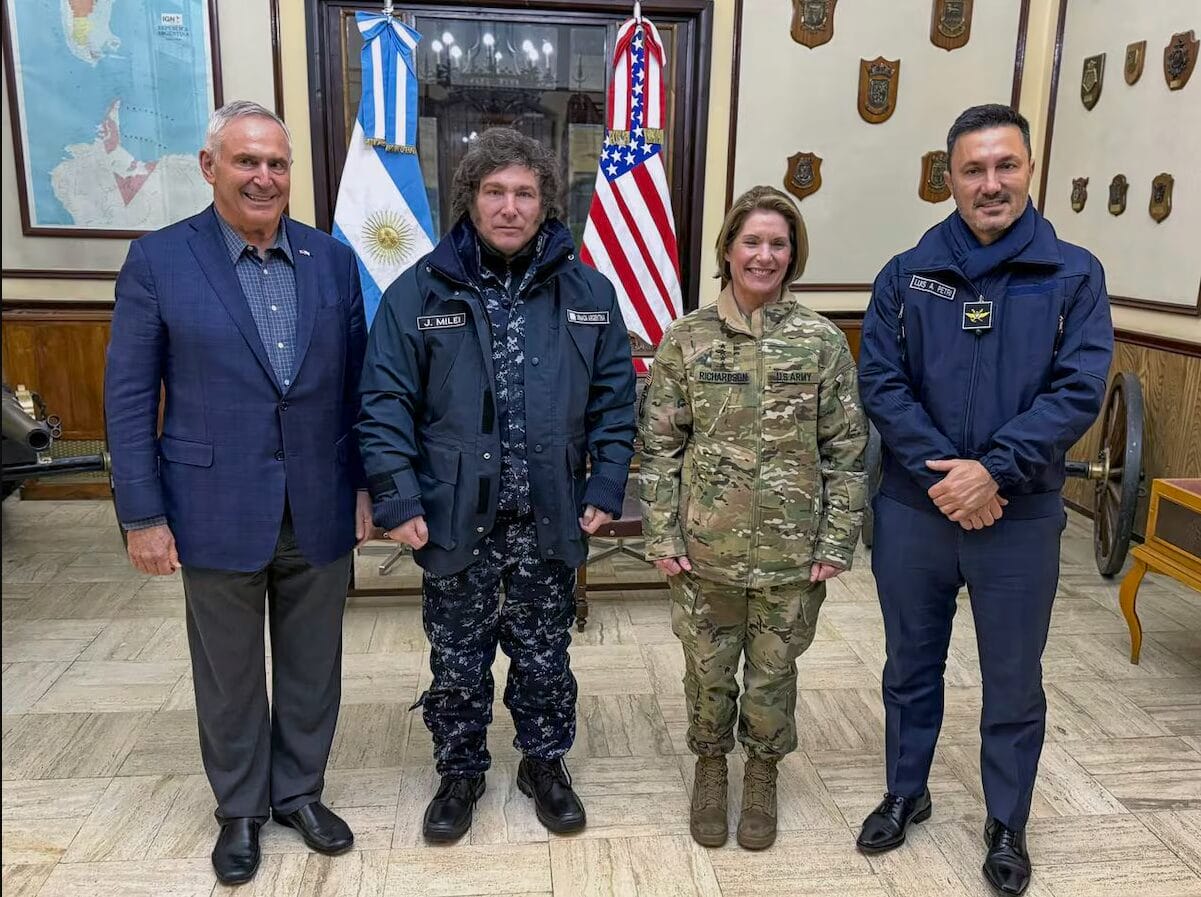 américa para los americanos,nuevo orden mundia,bases militares estadounidenses,Milei,Argentina,Javier Milei
