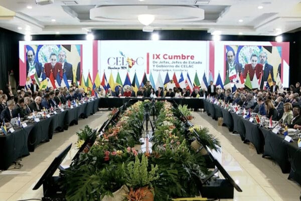 celac,cumbre por el bienestar económico,américa latina y el caribe,integración económica regional,prosperidad compartida,honduras,tegucigalpa,cooperación,movilidad humana,desarrollo tecnológico,energías limpias,biodiversidad