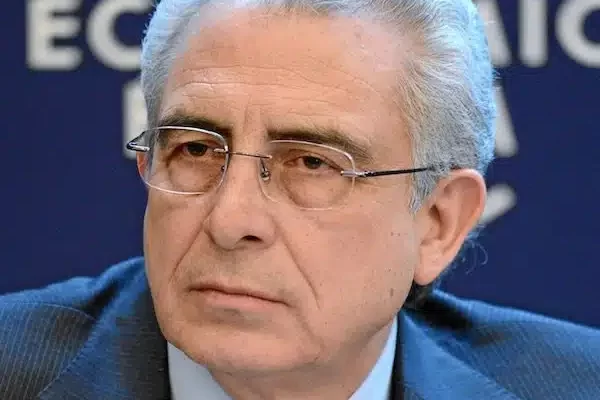 se agotaron los beneficios de esas políticas por la inacción de la pésima “administración de Ernesto Zedillo”