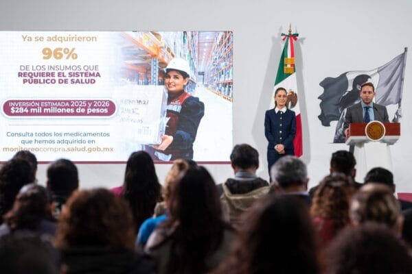 La presidenta de México, Claudia Sheinbaum Pardo anunció un ambicioso plan para fortalecer el sistema de salud nacional, con la inauguración de 21 nuevos hospitales y centros médicos desde octubre pasado, además de garantizar el abasto de medicamentos en todo el territorio nacional.