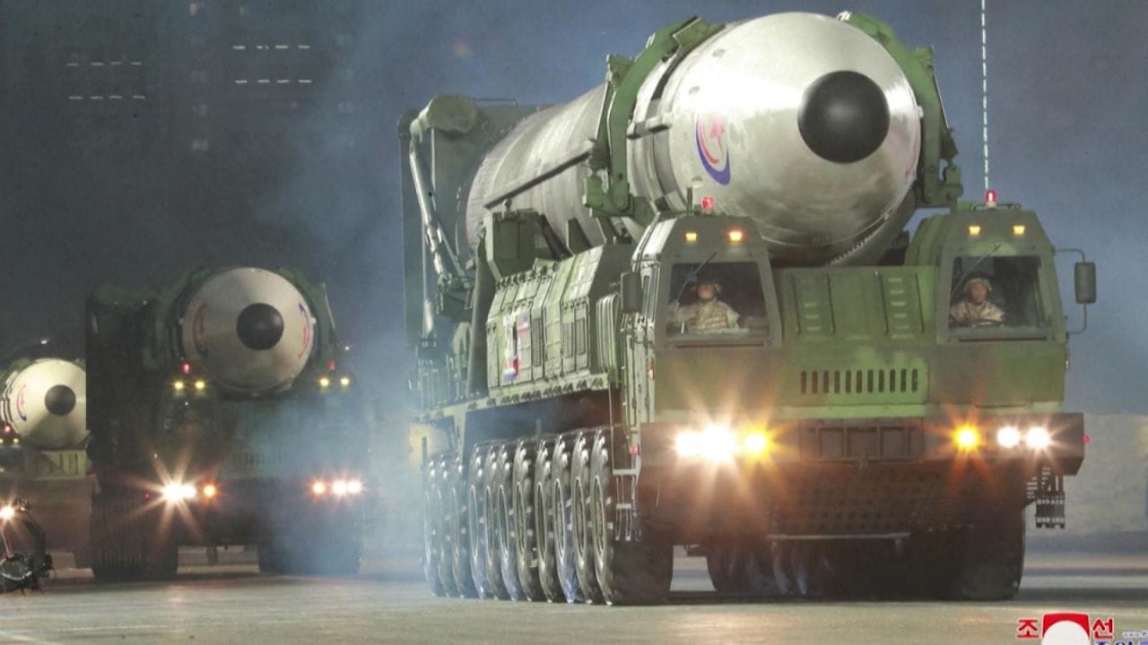 Según el SIPRI, los “arsenales nucleares mundiales se amplían y modernizan … y está emergiendo una nueva y peligrosa carrera armamentista nuclear