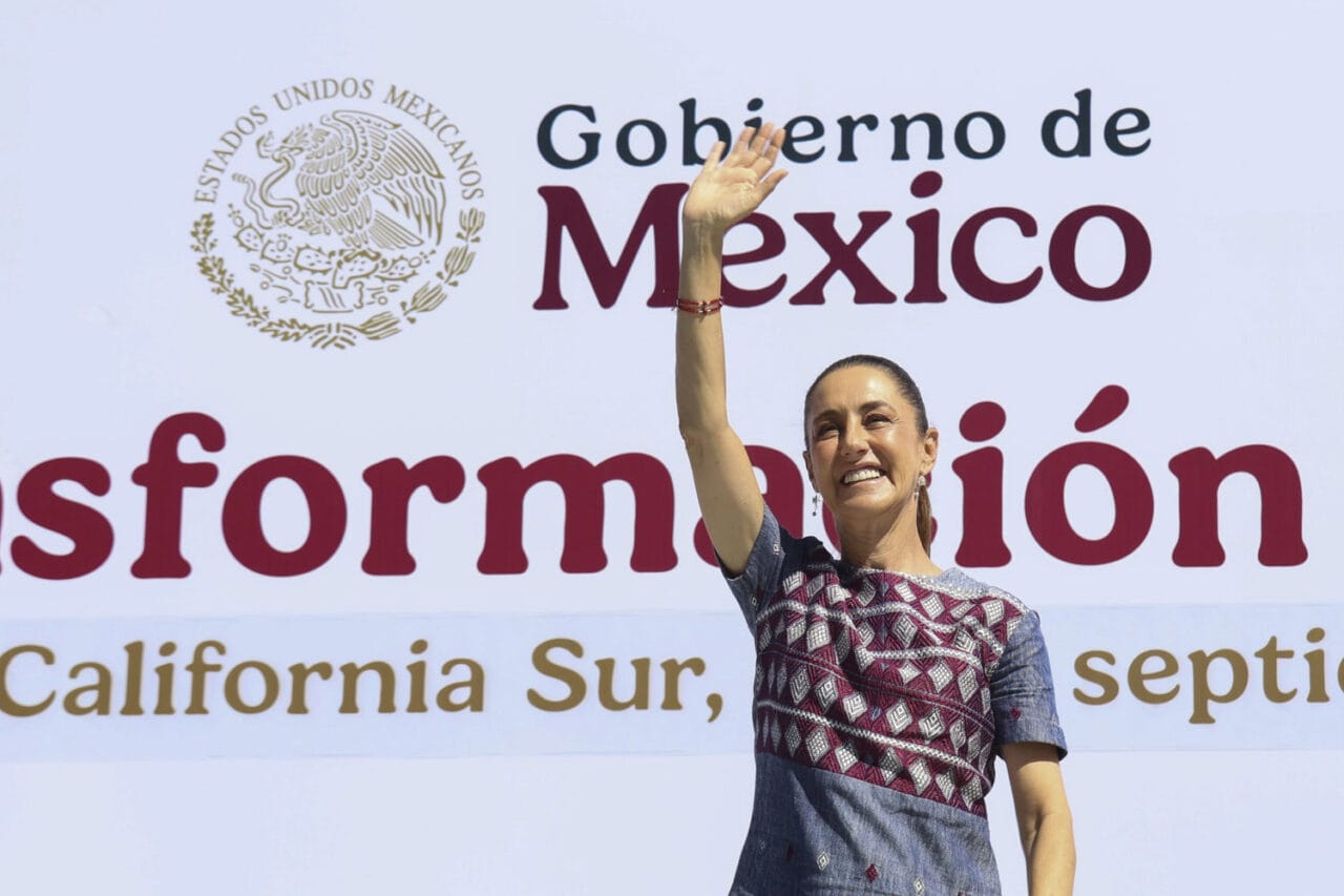 avances de su gobierno en Baja California Sur,México logró sacar de la pobreza a 13.5 millones,Repavimentación de la carretera Transpeninsular