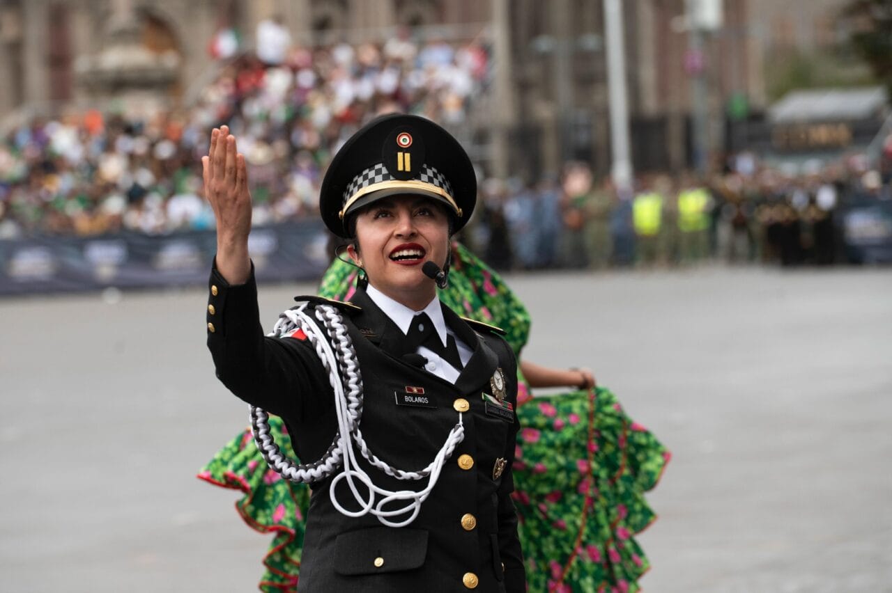 histórico desfile de Independencia,Comandanta Suprema de las Fuerzas Armadas,Fuerzas Armadas con la transparencia y la lucha contra la corrupción