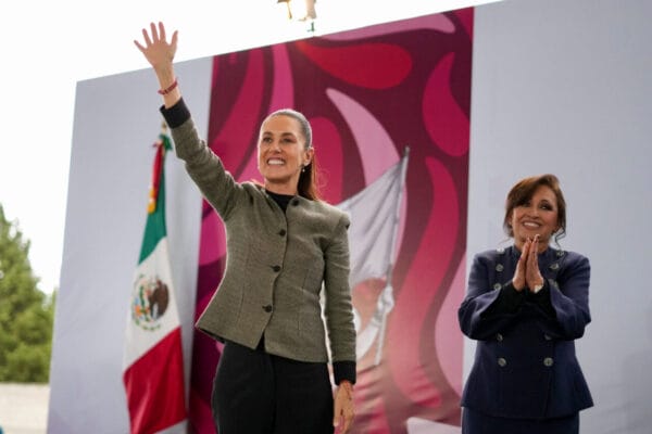 programas sociales durante su visita a Tlaxcala,Un gobierno que "rinde cuentas",proyectos de infraestructura para el estado