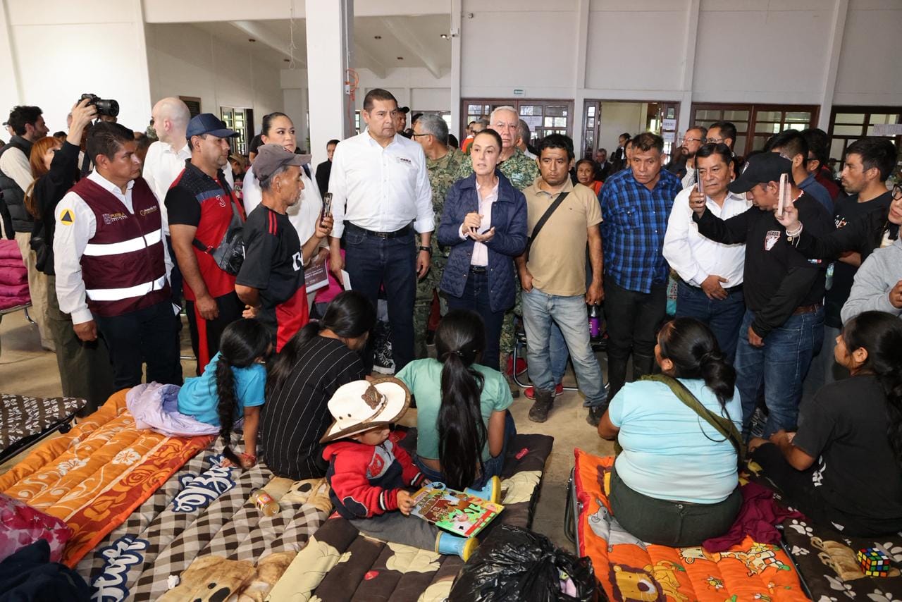 ATENCIÓN A LAS EMERGENCIAS Y A LAS CAUSAS,Deja el escritorioy atiende en territorio,estilo faraónico del pasado neoliberal