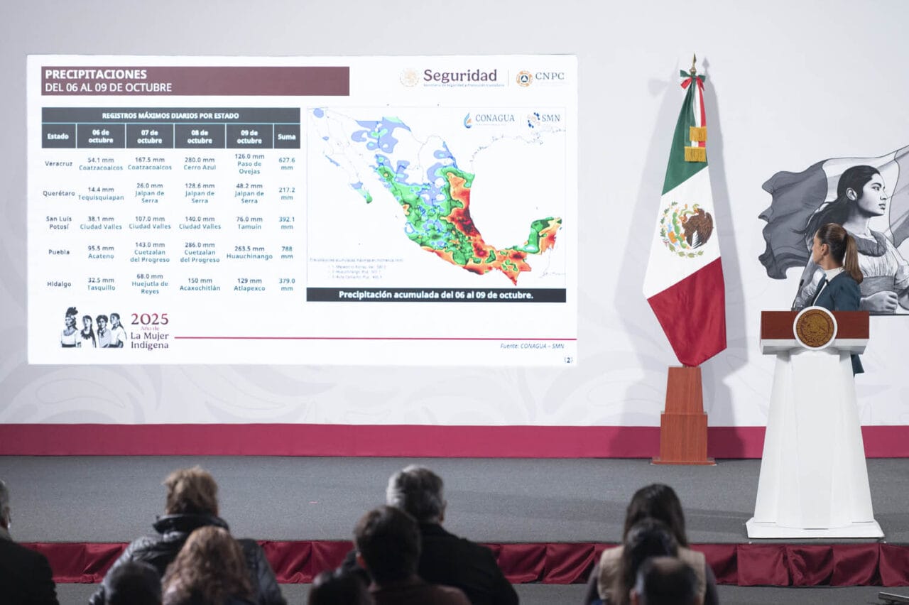 13 octubre 2025,132 carreteras bloqueadas,130 caminos rurales permanecen cerrados