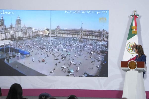 Presidenta Sheinbaum analizando los hechos violentos de la marcha del Zócalo.