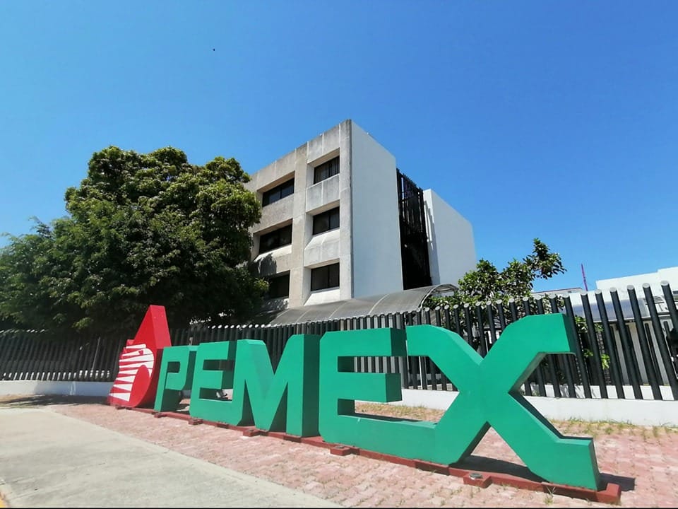 Logotipo y nombre oficial de Petróleos Mexicanos (Pemex), empresa petrolera estatal de México.