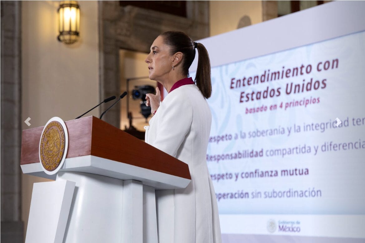 Presidenta Claudia Sheinbaum habla ante medios en conferencia de prensa en Palacio Nacional, 5 de enero de 2026.