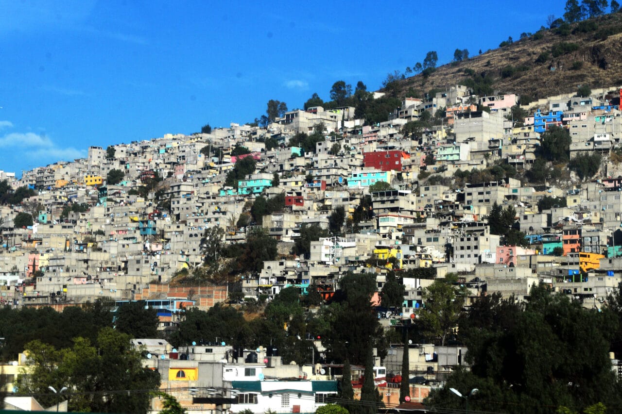 Expansión urbana sobre suelo de conservación de la Ciudad de México, hábitat de 1800 especies